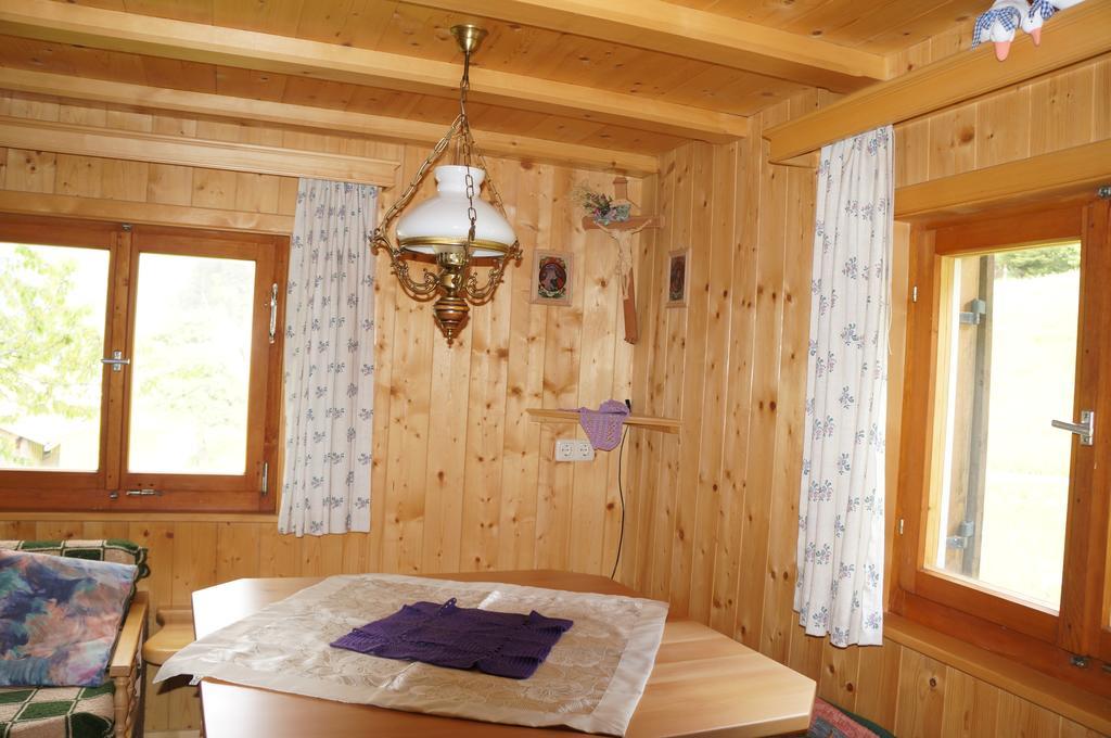 Maisaess Lifinarblick Villa Schruns Szoba fotó